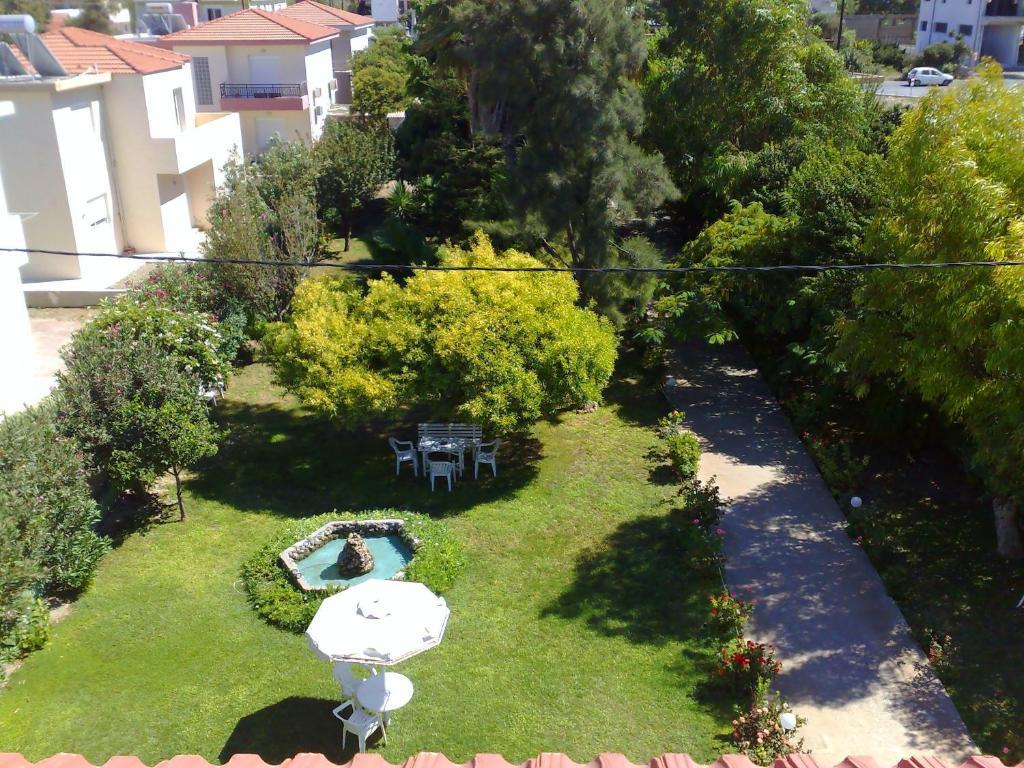 Alexia Apartments & Studios Kremastí Екстериор снимка