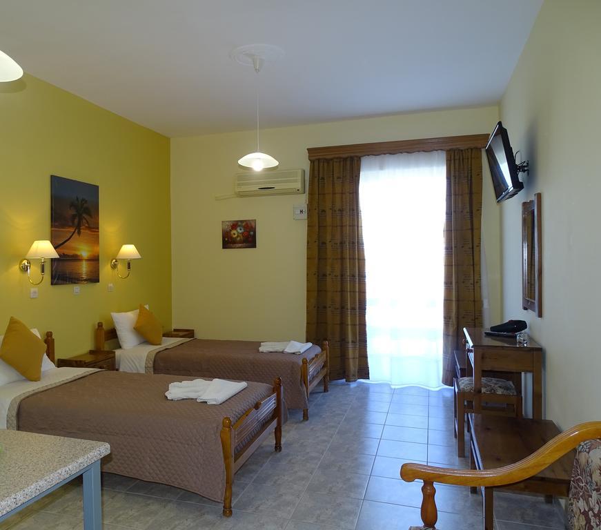 Alexia Apartments & Studios Kremastí Екстериор снимка